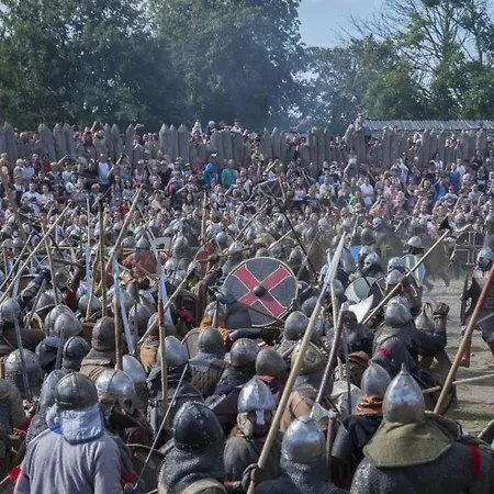 Sosnowa Polana Okolice I Miedzyzdroje * ولين