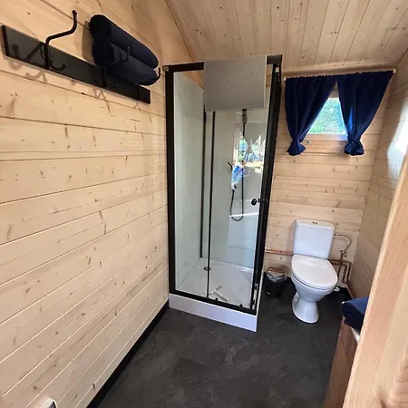 Sosnowa Polana Okolice I Miedzyzdroje ولين