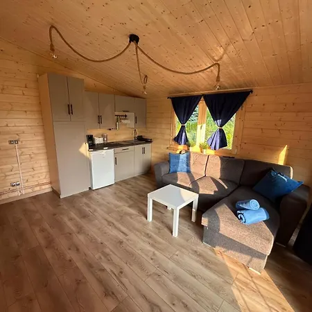 Sosnowa Polana Okolice I Miedzyzdroje بيت للعطل ولين